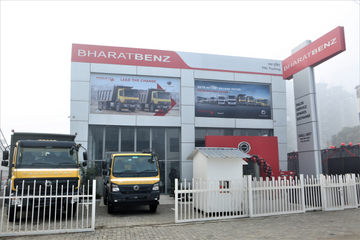 BharatBenz inaugurates new dealership in Jammu & Kashmir