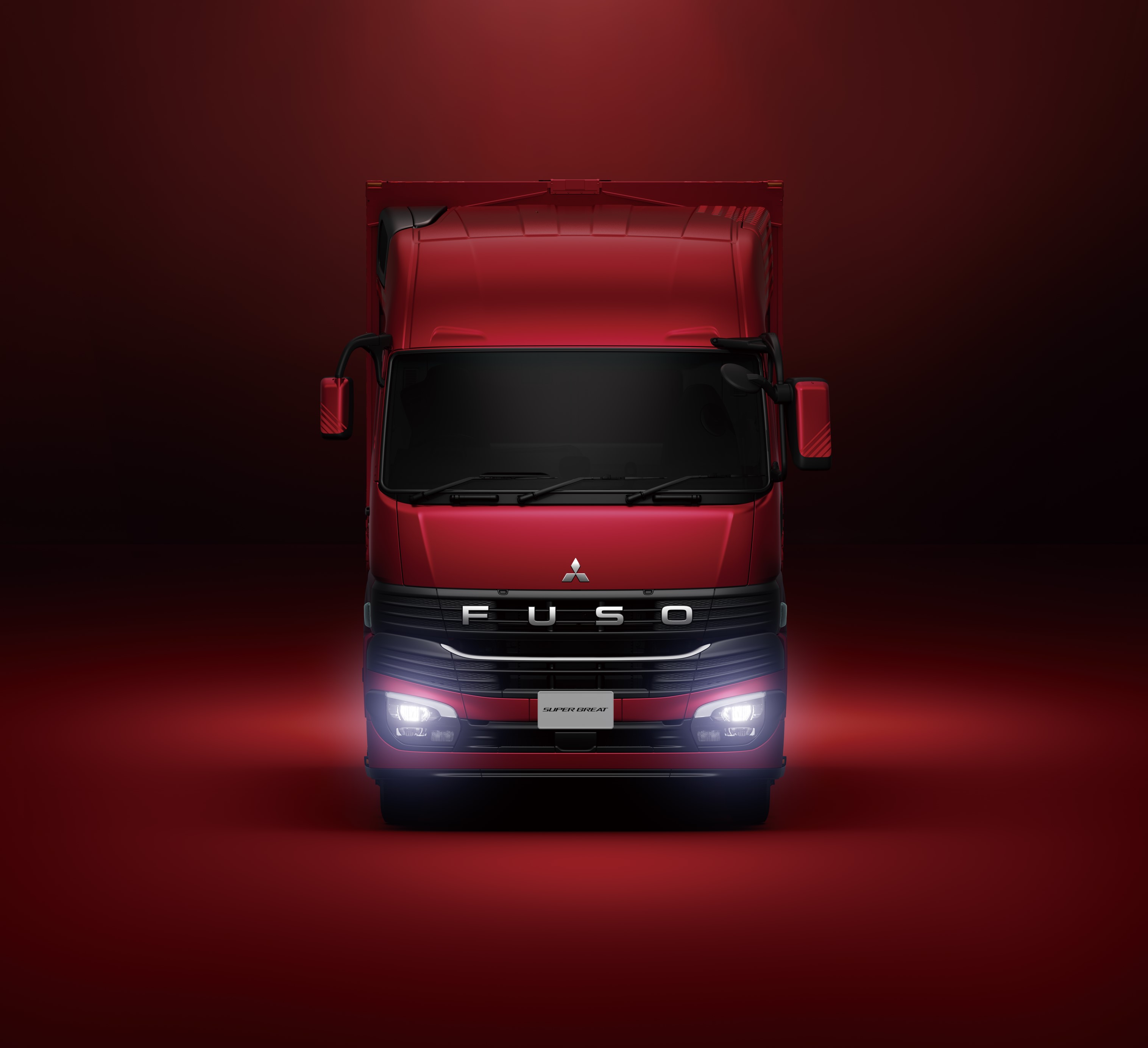 Mitsubishi Fuso unveils the fully remodeled heavy-duty Super Great truck