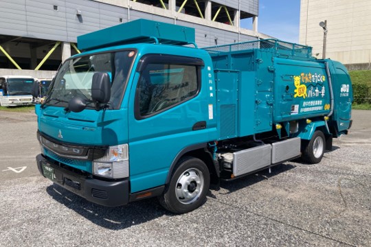 MFTBC delivered the second “eCanter” EV garbage truck in Japan
