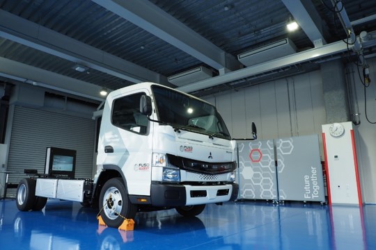 eMobility “Customer Experience Center” Established by Mitsubishi Fuso